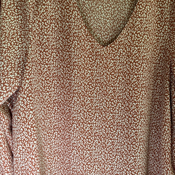 Leopard Print Top - Picture 4 of 8